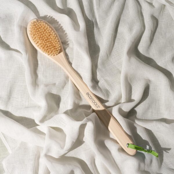 EcoTools Bath Bristle Brush, Bath Brush with Long Handle, Cleanse Back & Hard-to-Reach Areas, Eco Friendly Shower Brush for Exfoliating, Cruelty Free Nylon Bristles, Vegan, 1 Count - Image 5